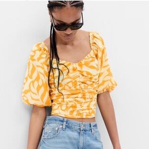 Women's Gap Yellow S/S Puff Sleeve Blouse #665292-99 - Size: XL